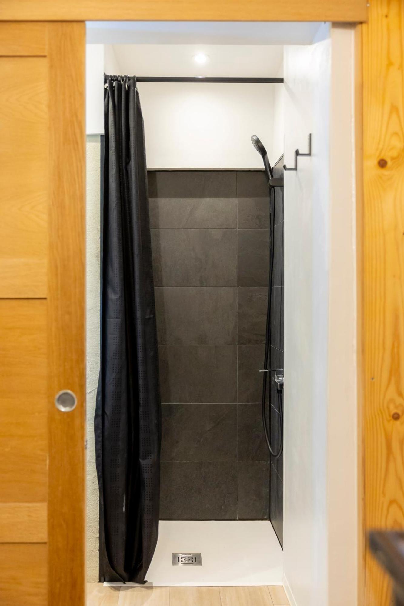 La Galleanne Studio Agreable Et Chaleureux Briançon Екстериор снимка